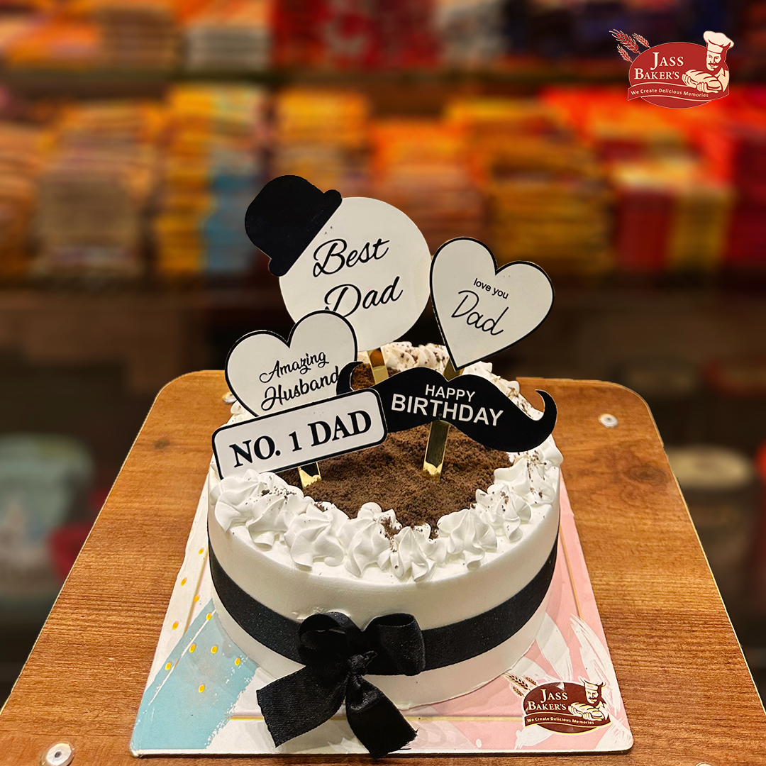 Elegant and Classy Cake