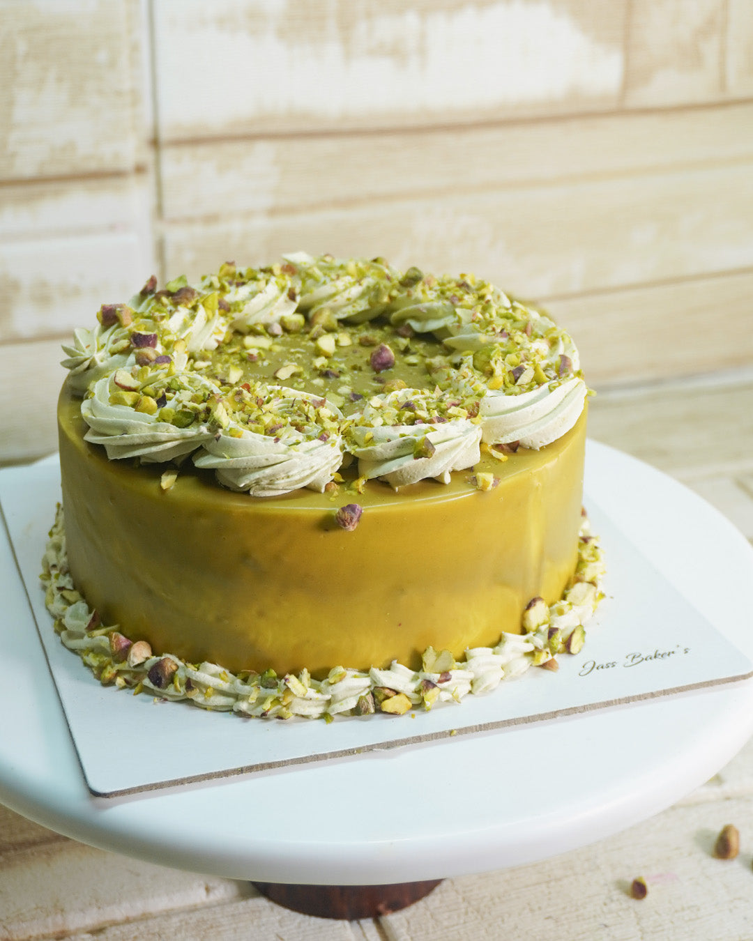 Pistachio Praline Cake