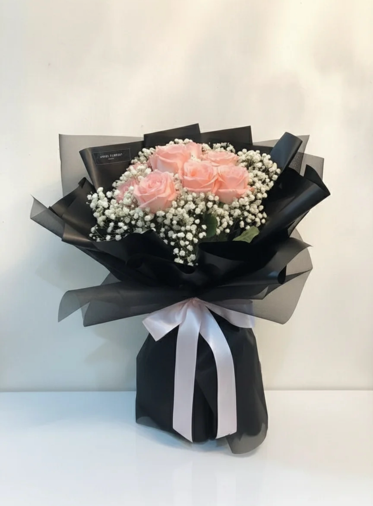 Blush Noir Luxury Bouqet