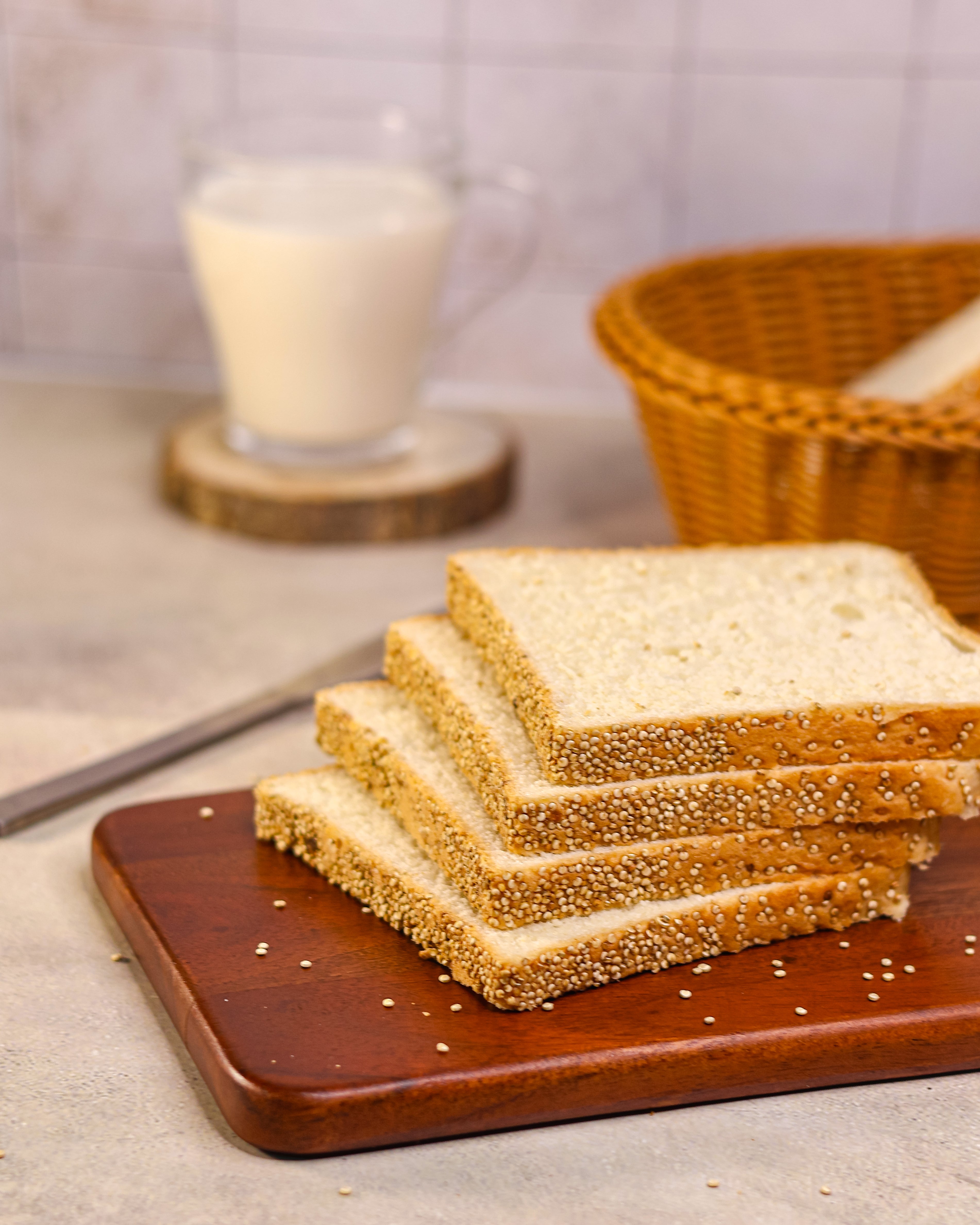 Quinoa seed bread