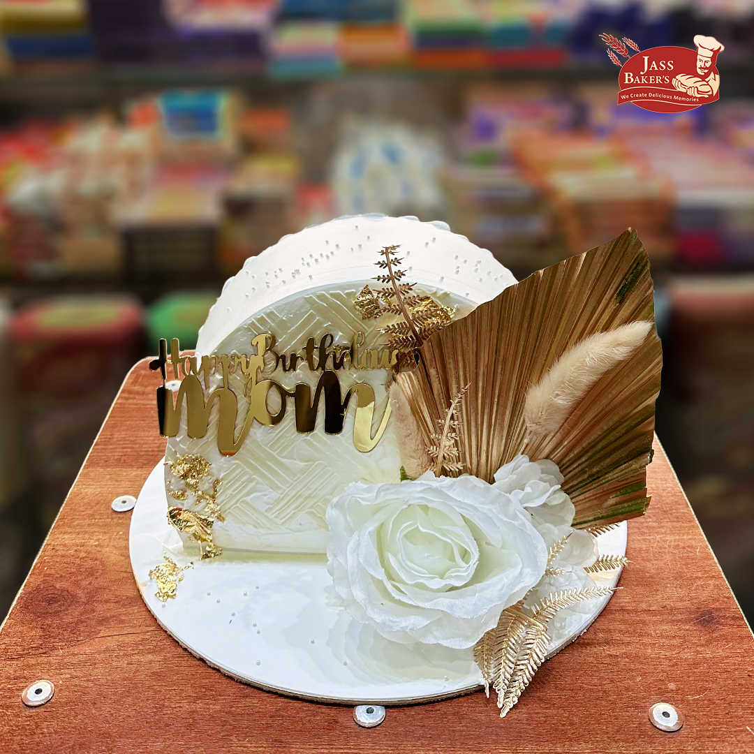 Elegant Semi Circle Cake