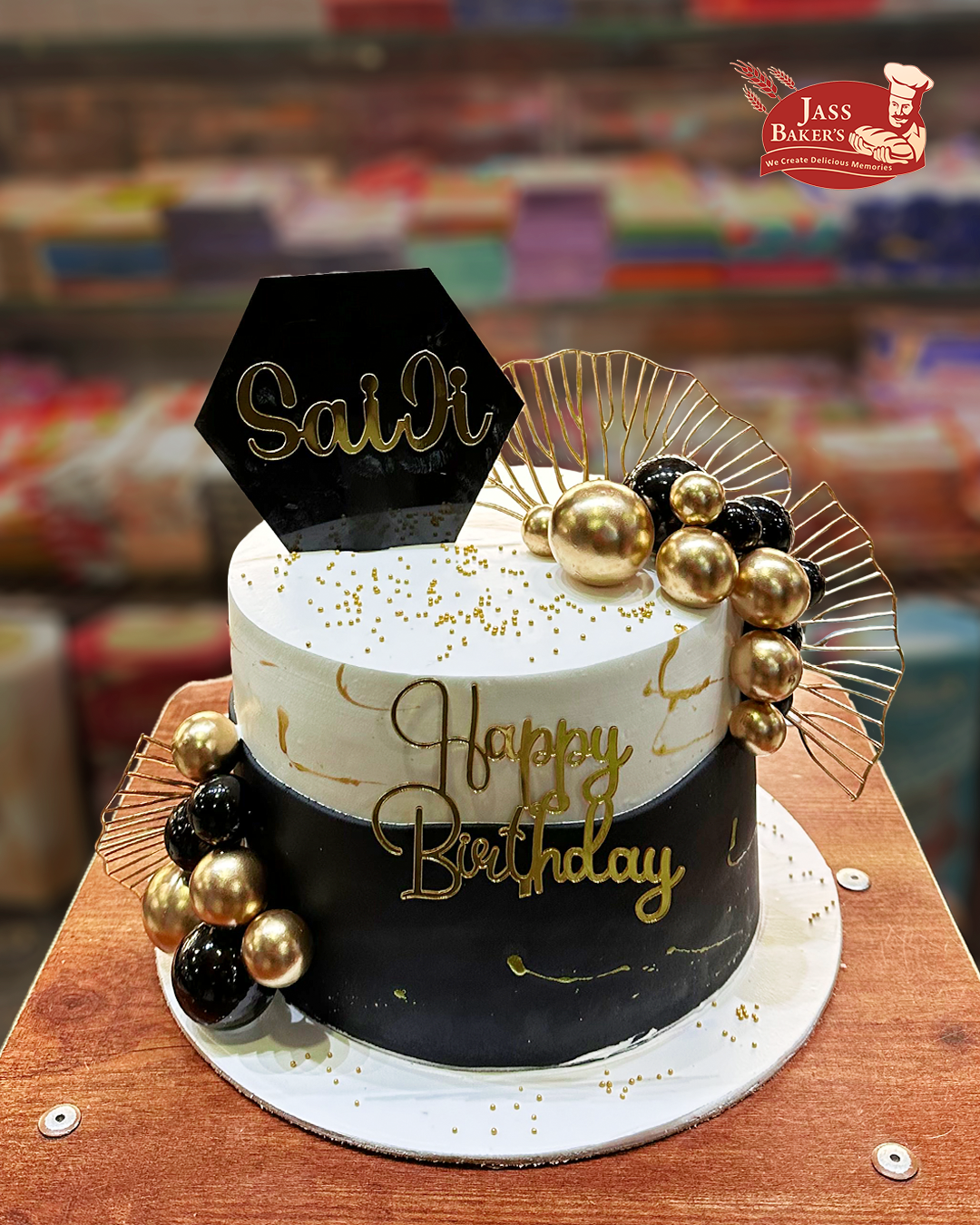 Classy Black & White Cake