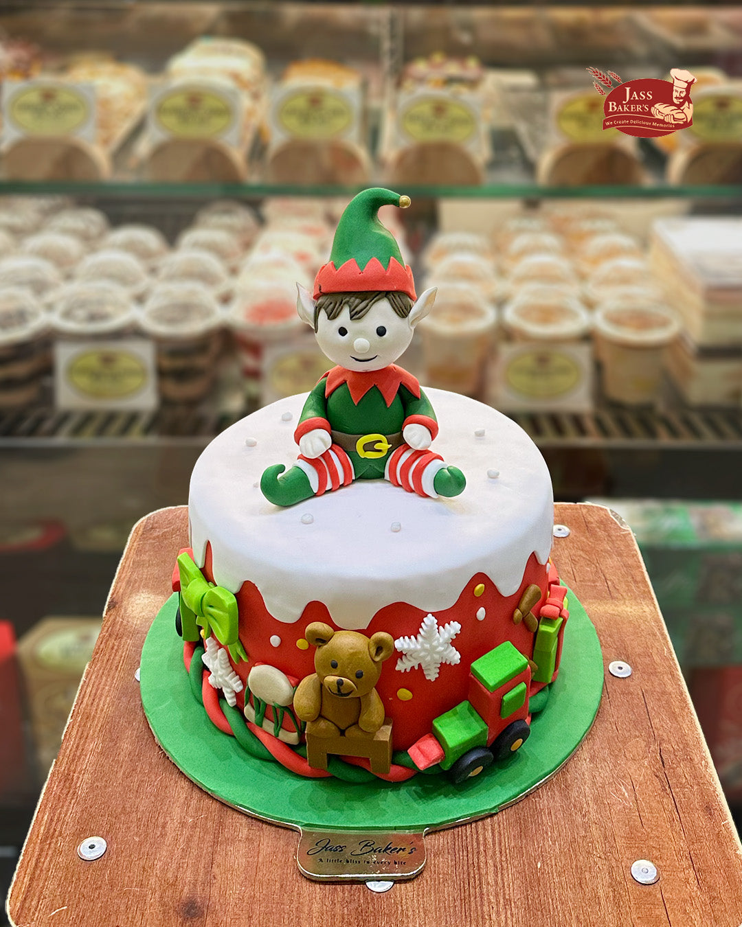 Christmas Elf Theme Cake